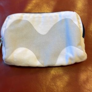 Marimekko small make-up bag with lined inside/2 small pockets🇫🇮